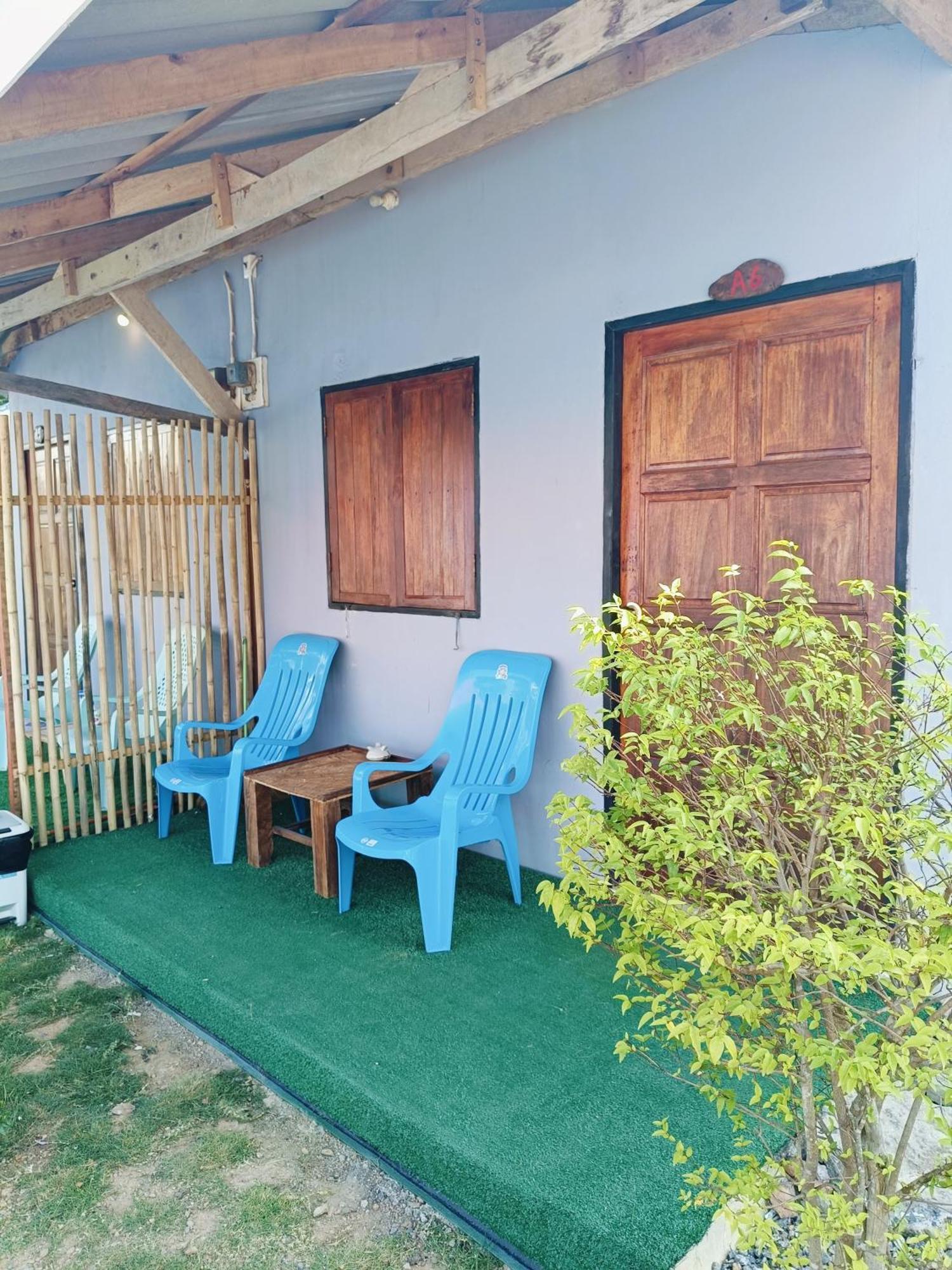 Baan Phuwamin Hotel Koh Lanta Room photo